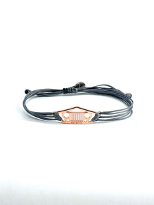 Stylish Jeep bracelet with roof tent