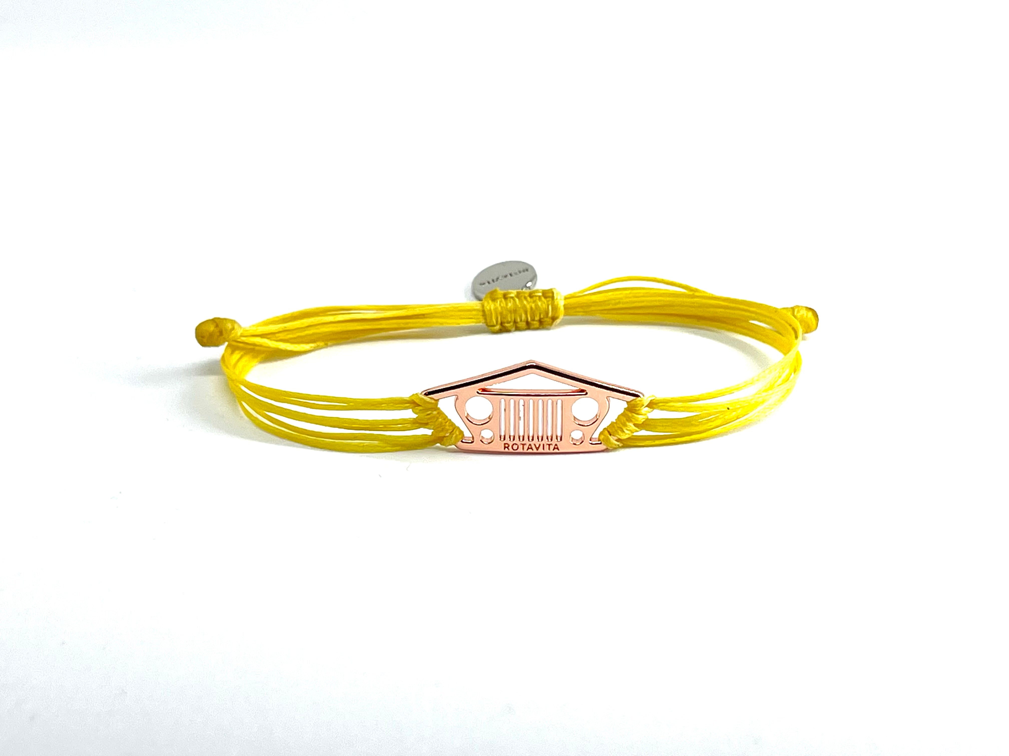 Stylish Jeep bracelet with roof tent