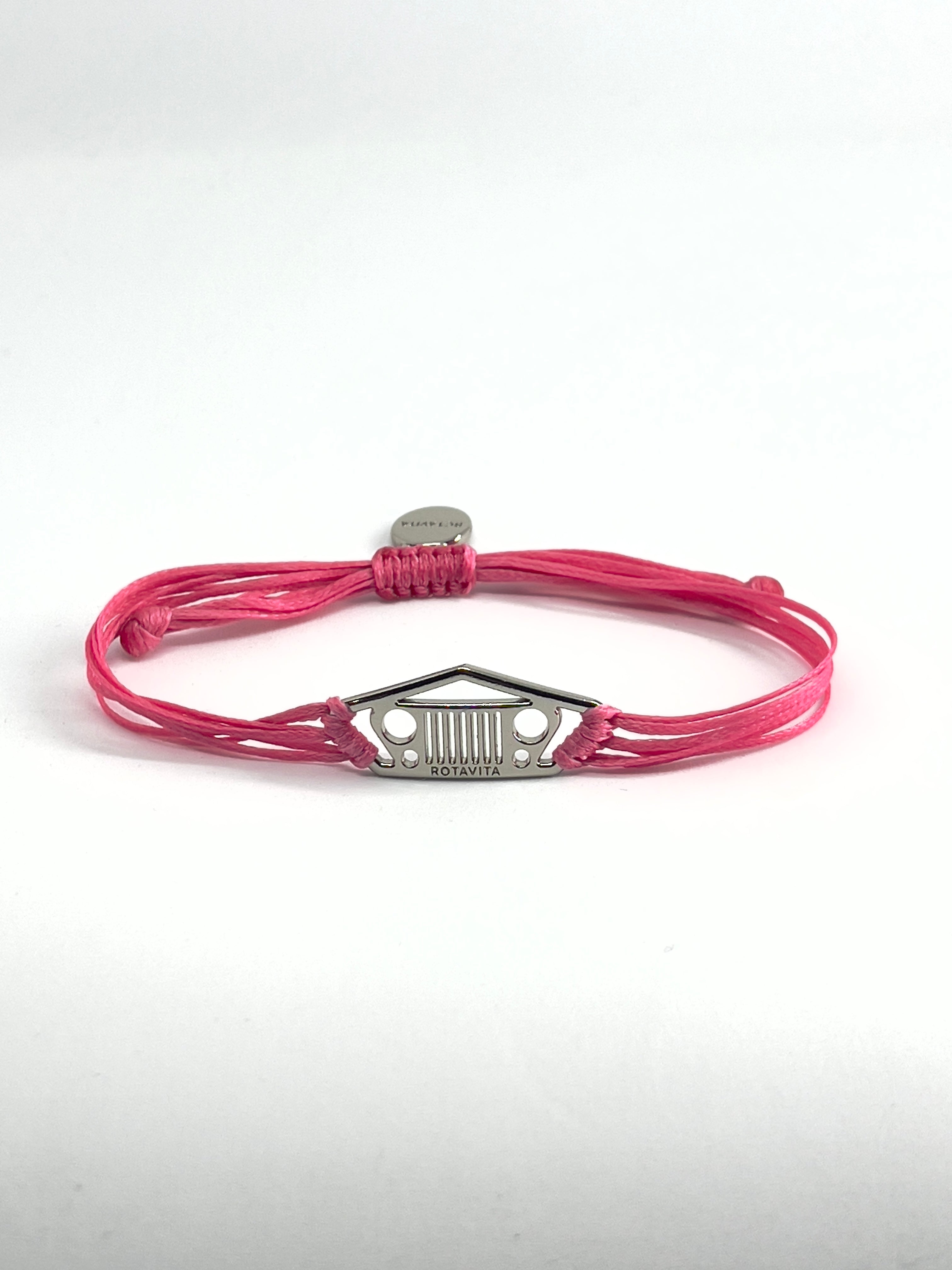 Stylish Jeep bracelet with roof tent