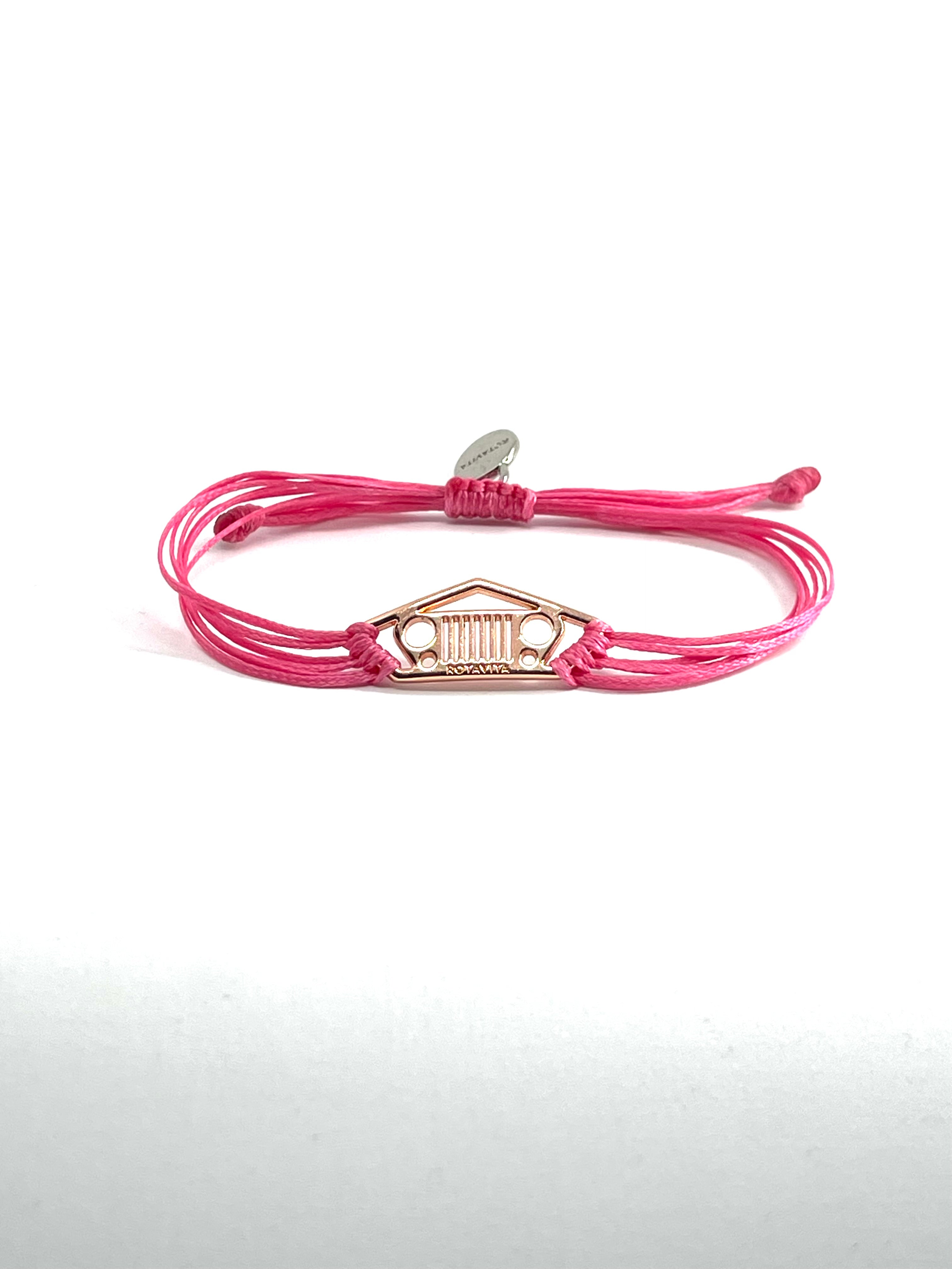 Stylish Jeep bracelet with roof tent